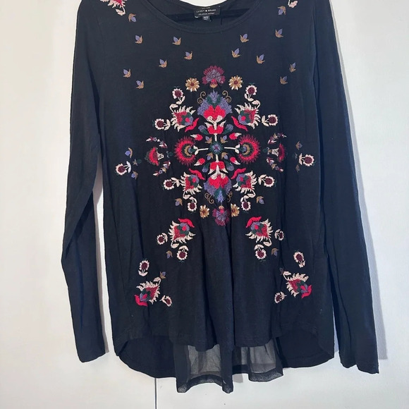 Lucky brand Embroidered sheer back long sleeve top size M - Picture 2 of 14